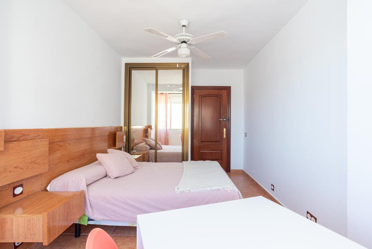 Ferienwohnung Sunny Harbor House Málaga Exterior foto